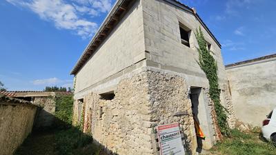 Maison - 128 m² - 1 pièce