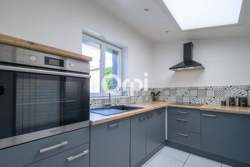 Maison - 93 m² - 4 pièces