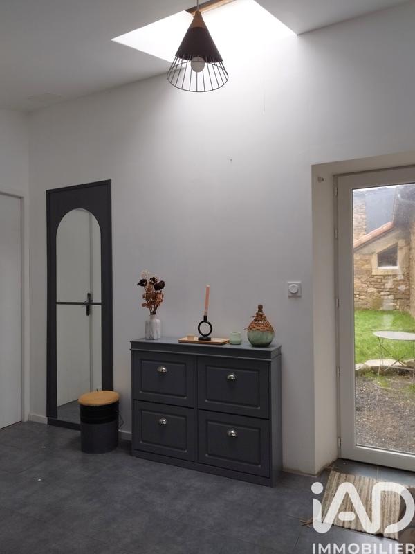 Maison - 214 m² - 9 pièces