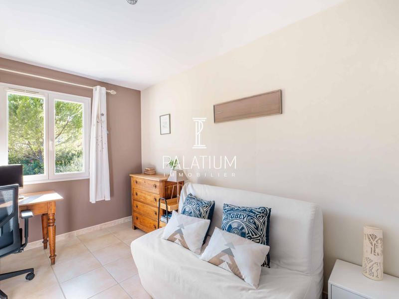 Maison traditionnelle - 98 m² - 4 pièces