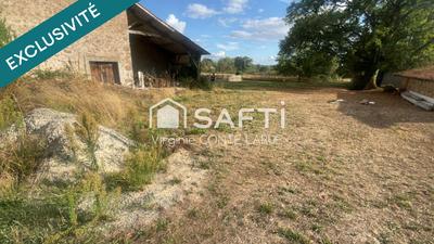 Maison - 250 m² - 1 pièce