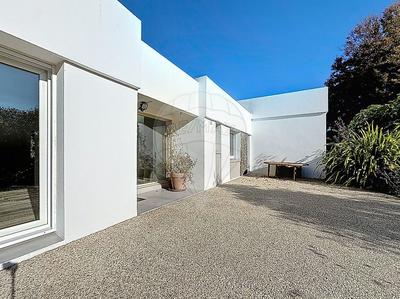 Propriété - 156 m² - 8 pièces