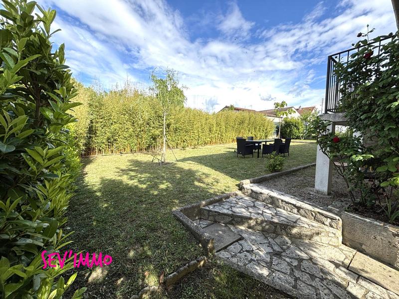 Maison - 158 m² - 7 pièces