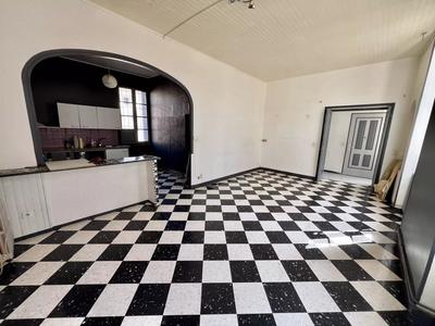 Appartement - 90 m² - 4 pièces