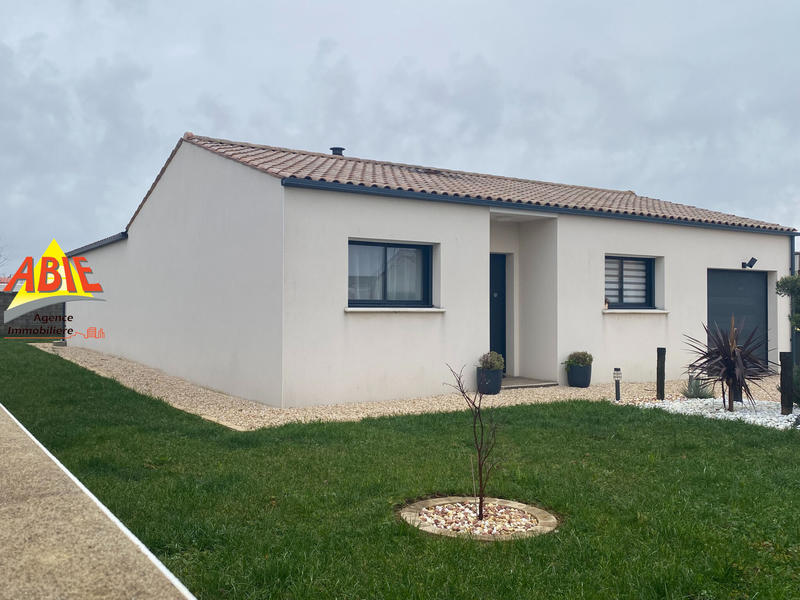 Maison - 95 m² - 4 pièces
