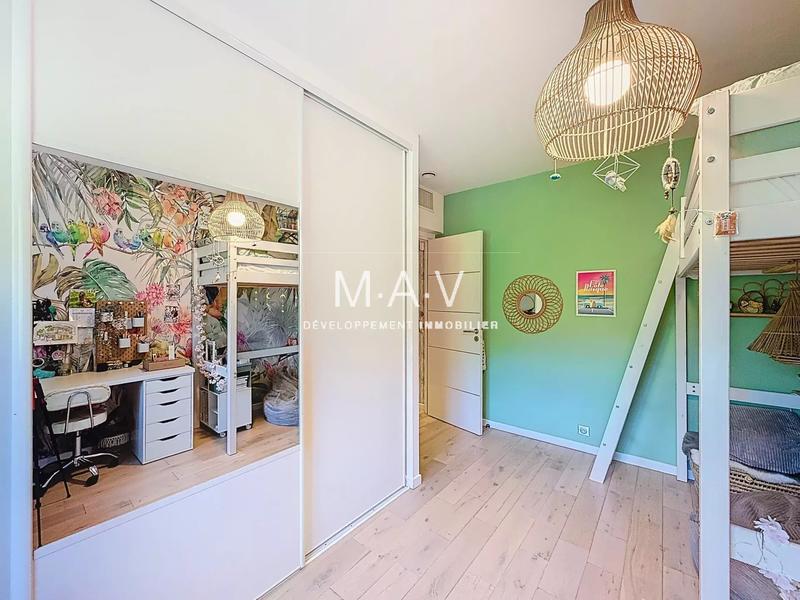 Maison - 115 m² - 4 pièces