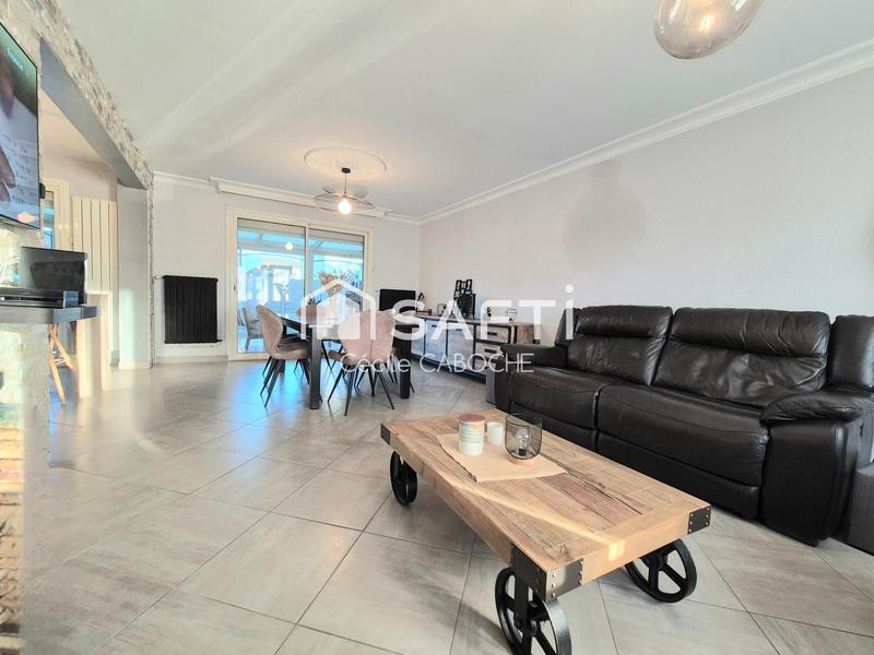 Maison - 122 m² - 4 pièces