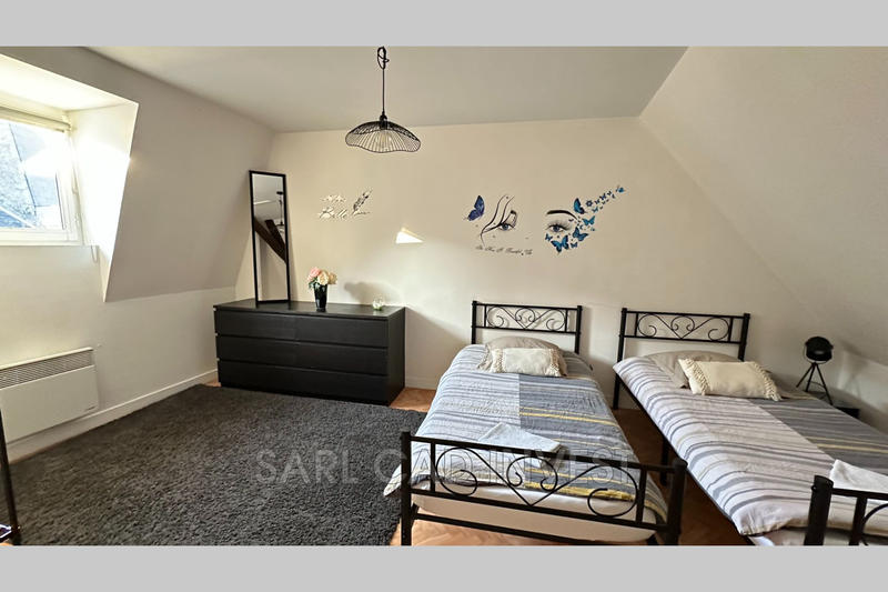 Maison - 98 m² - 5 pièces