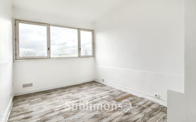 Appartement - 107 m² - 5 pièces