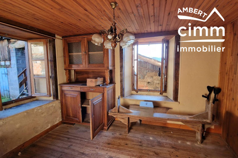 Maison - 90 m² - 6 pièces