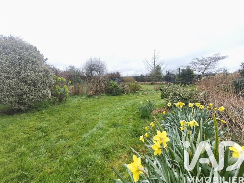 Maison - 242 m² - 8 pièces