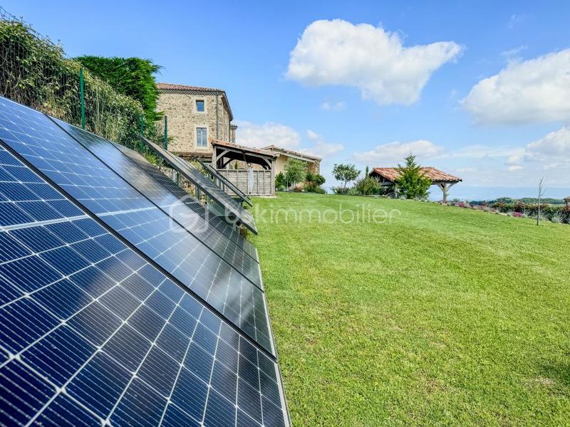 Corps de ferme - 350 m² - 13 pièces