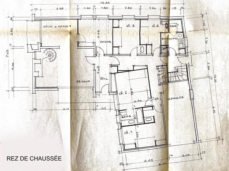 Maison - 221 m² - 11 pièces