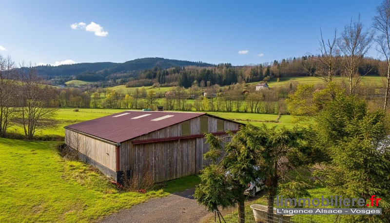 Maison - 315 m² - 3 pièces