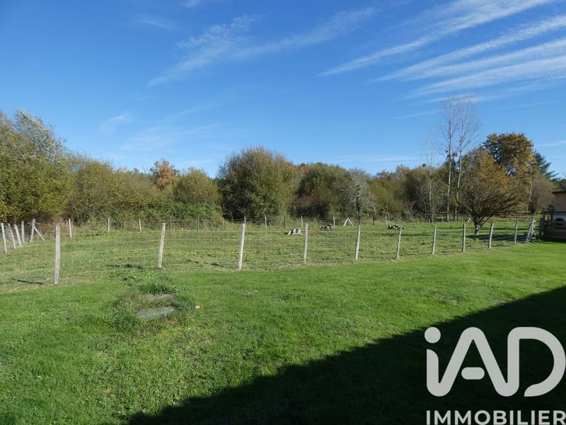 Maison - 259 m² - 9 pièces