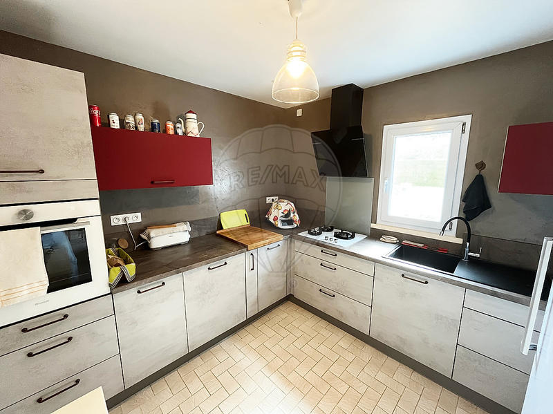 Maison - 163 m² - 6 pièces