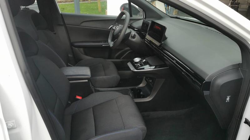 Mg Mg4 170 51 kWh Standard