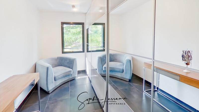 Villa - 181 m² - 7 pièces