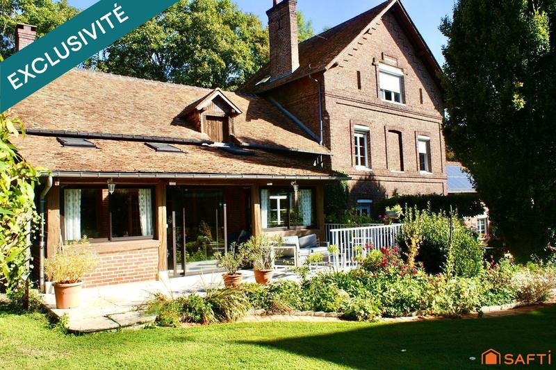 Maison - 220 m² - 8 pièces