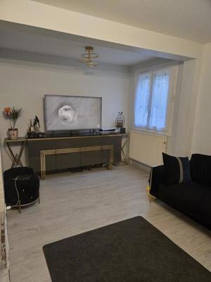 Maison - 161 m² - 6 pièces