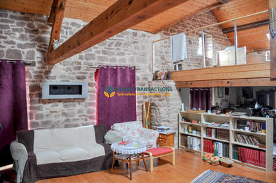 Maison ancienne - 271 m² - 10 pièces