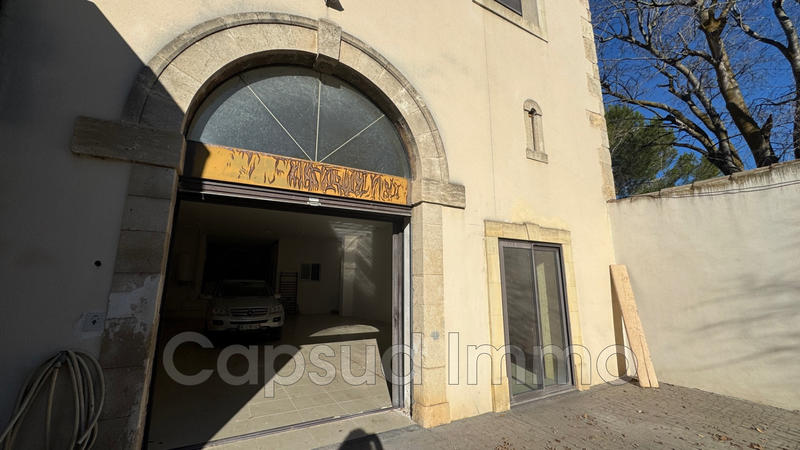 Propriété - 290 m² - 9 pièces