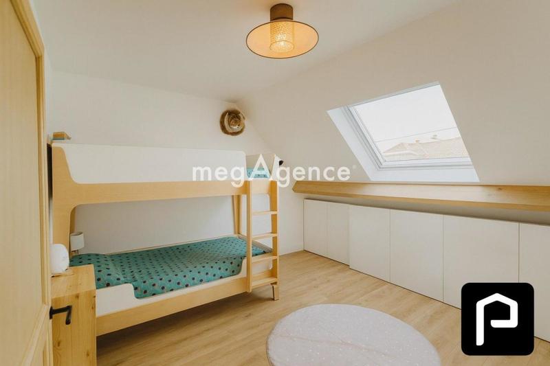 Maison - 123 m² - 7 pièces