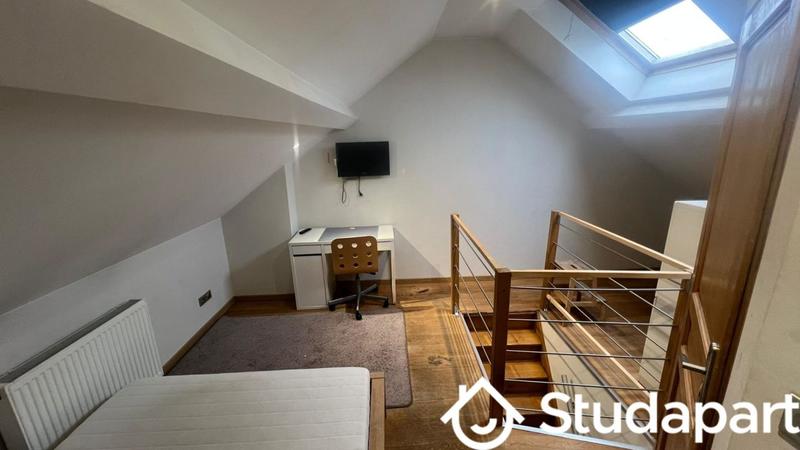 Chambre - 15 m² - 1 pièce