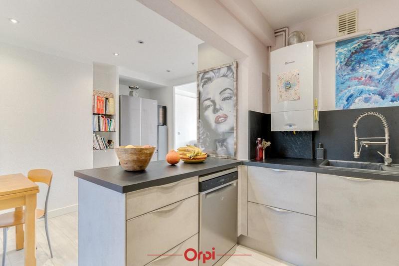 Appartement - 103 m² - 6 pièces