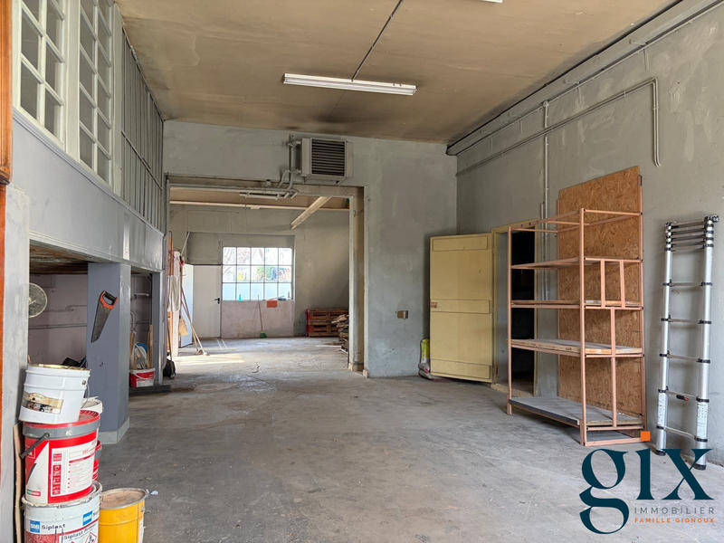 Local commercial - 148 m²