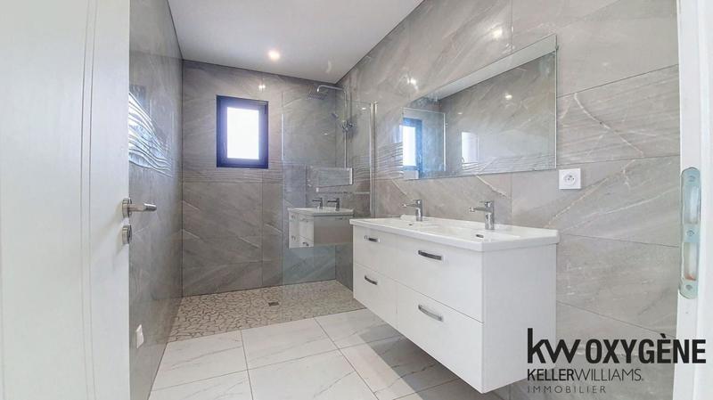 Maison - 143 m² - 5 pièces