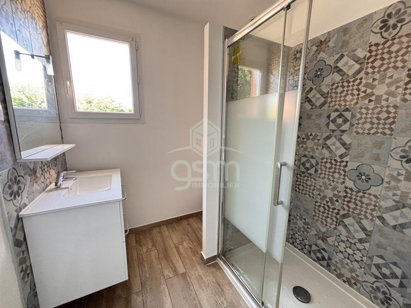 Maison traditionnelle - 65 m² - 4 pièces