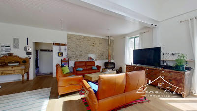 Propriété - 200 m² - 8 pièces