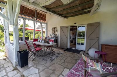 Maison - 280 m² - 11 pièces