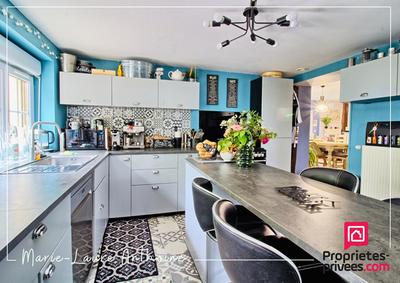 Maison - 182 m² - 8 pièces