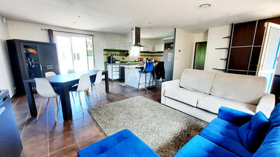 Maison - 157 m² - 7 pièces