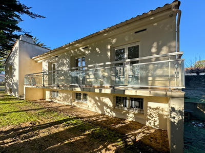 Maison - 147 m² - 6 pièces