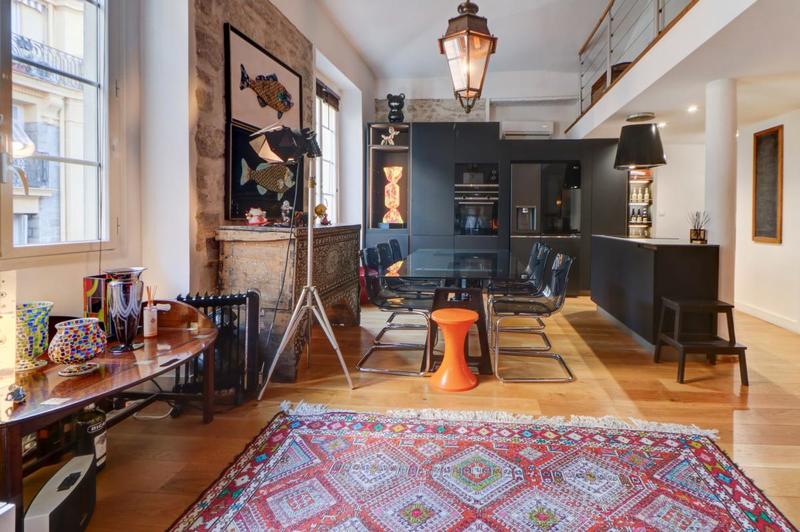 Loft - 104 m² - 3 pièces