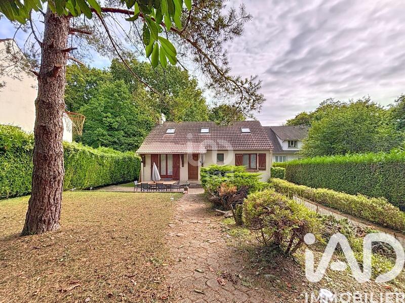 Maison - 100 m² - 6 pièces