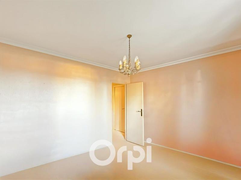 Maison - 111 m² - 5 pièces