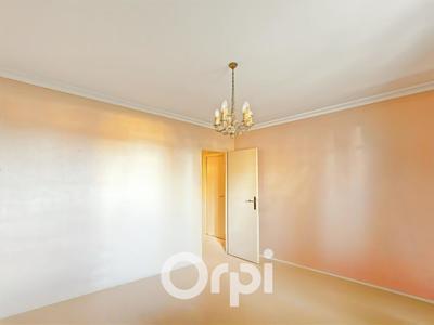 Maison - 111 m² - 5 pièces