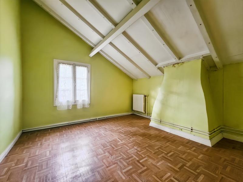 Maison - 136 m² - 5 pièces