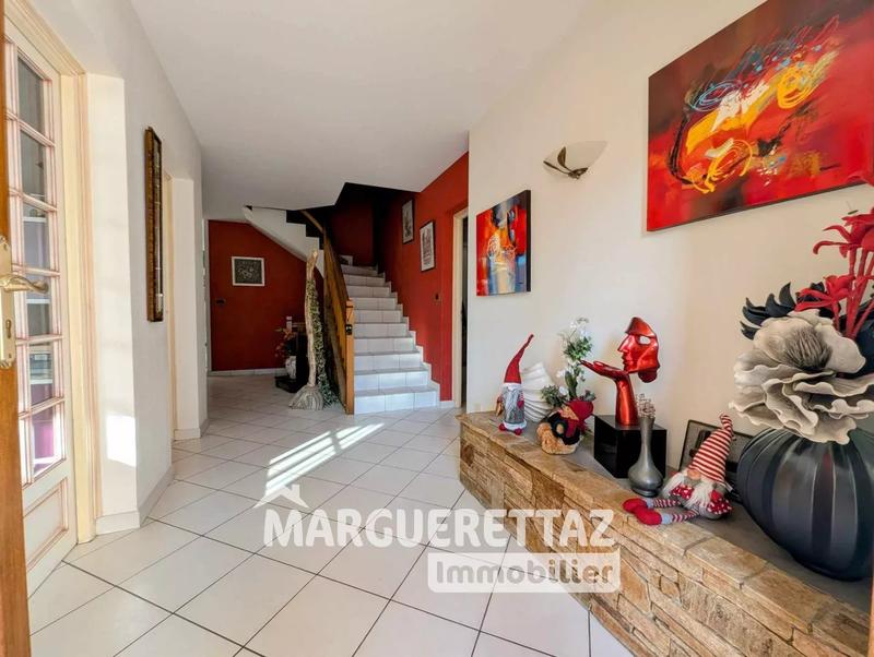Maison de village - 240 m² - 6 pièces