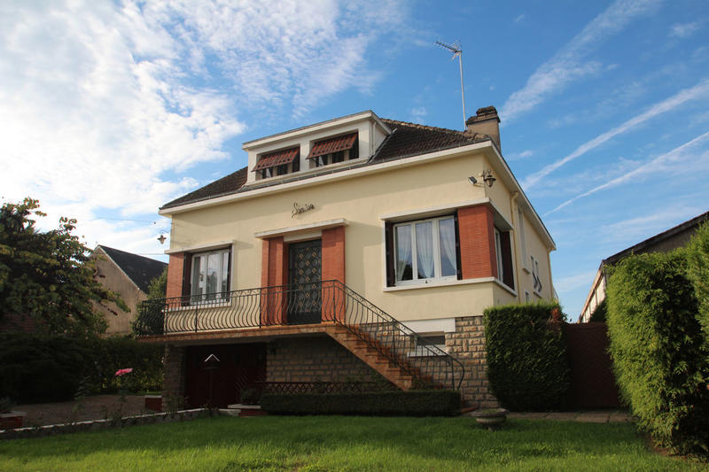 Maison - 134 m² - 5 pièces