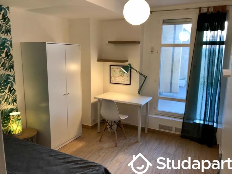 Chambre - 9 m² - 1 pièce