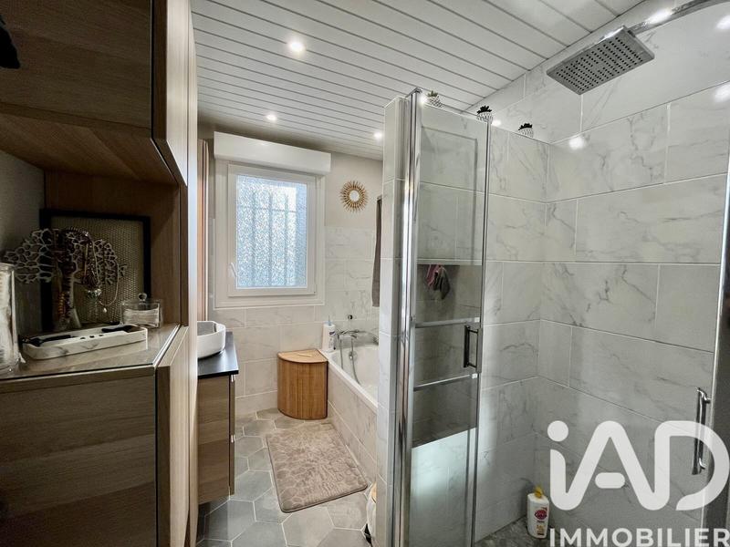 Maison - 140 m² - 6 pièces