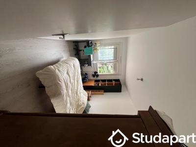 Chambre - 11 m² - 1 pièce