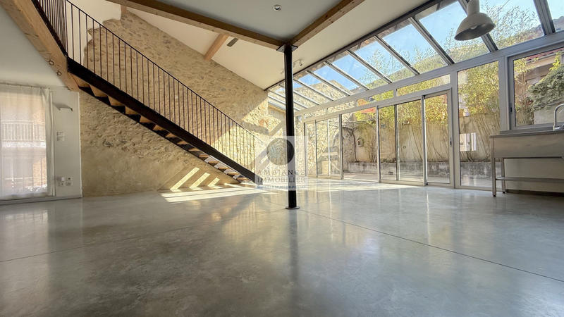 Maison - 157 m² - 6 pièces