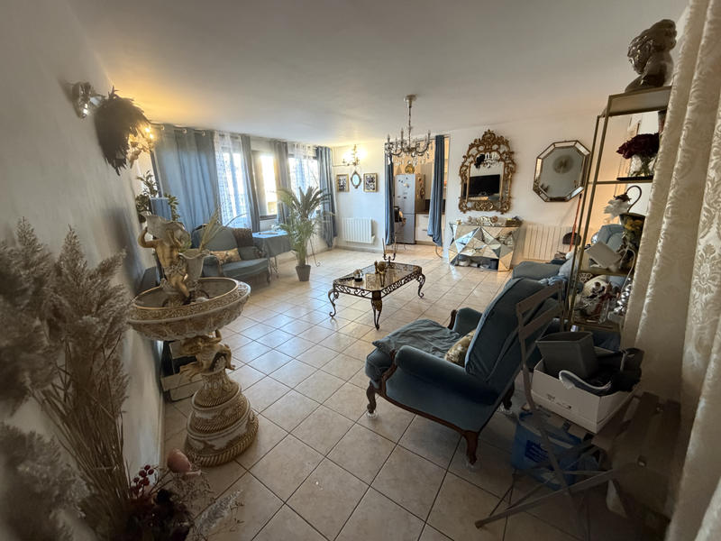 Appartement - 77 m² - 3 pièces