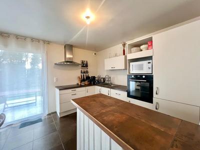 Maison - 85 m² - 5 pièces